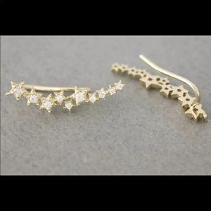 New Star Climber Gold Pierced Earrings